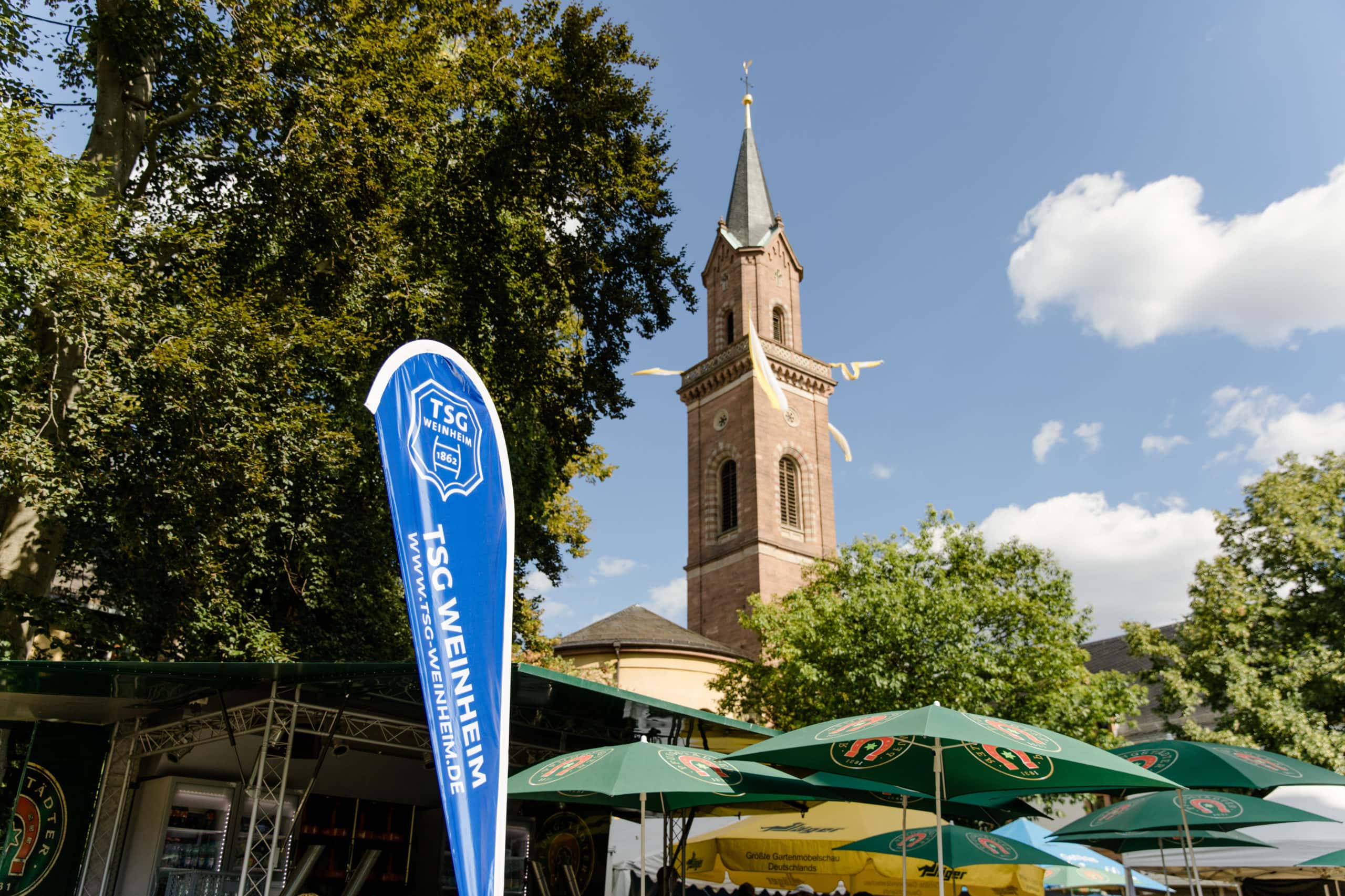 Schlosshof in TSG-Hand – Helfer gesucht